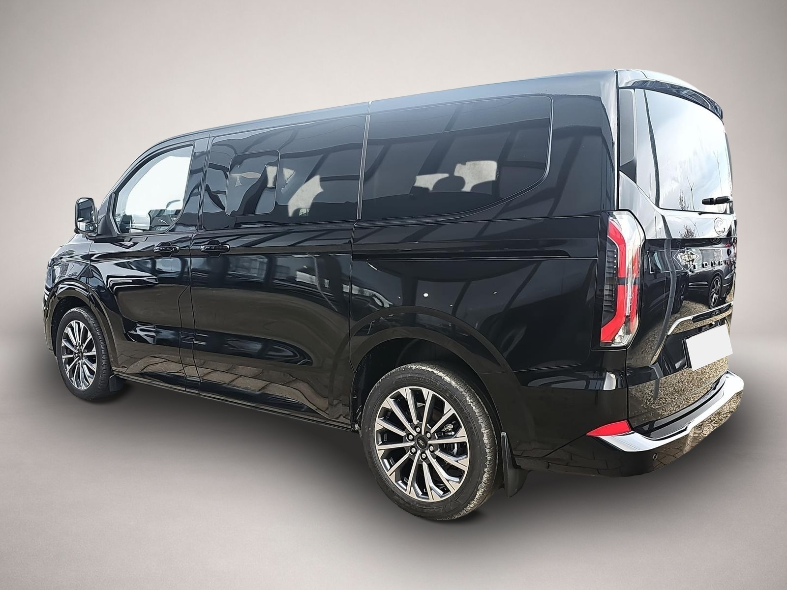 Ford Tourneo Custom (12/2025, Diesel)