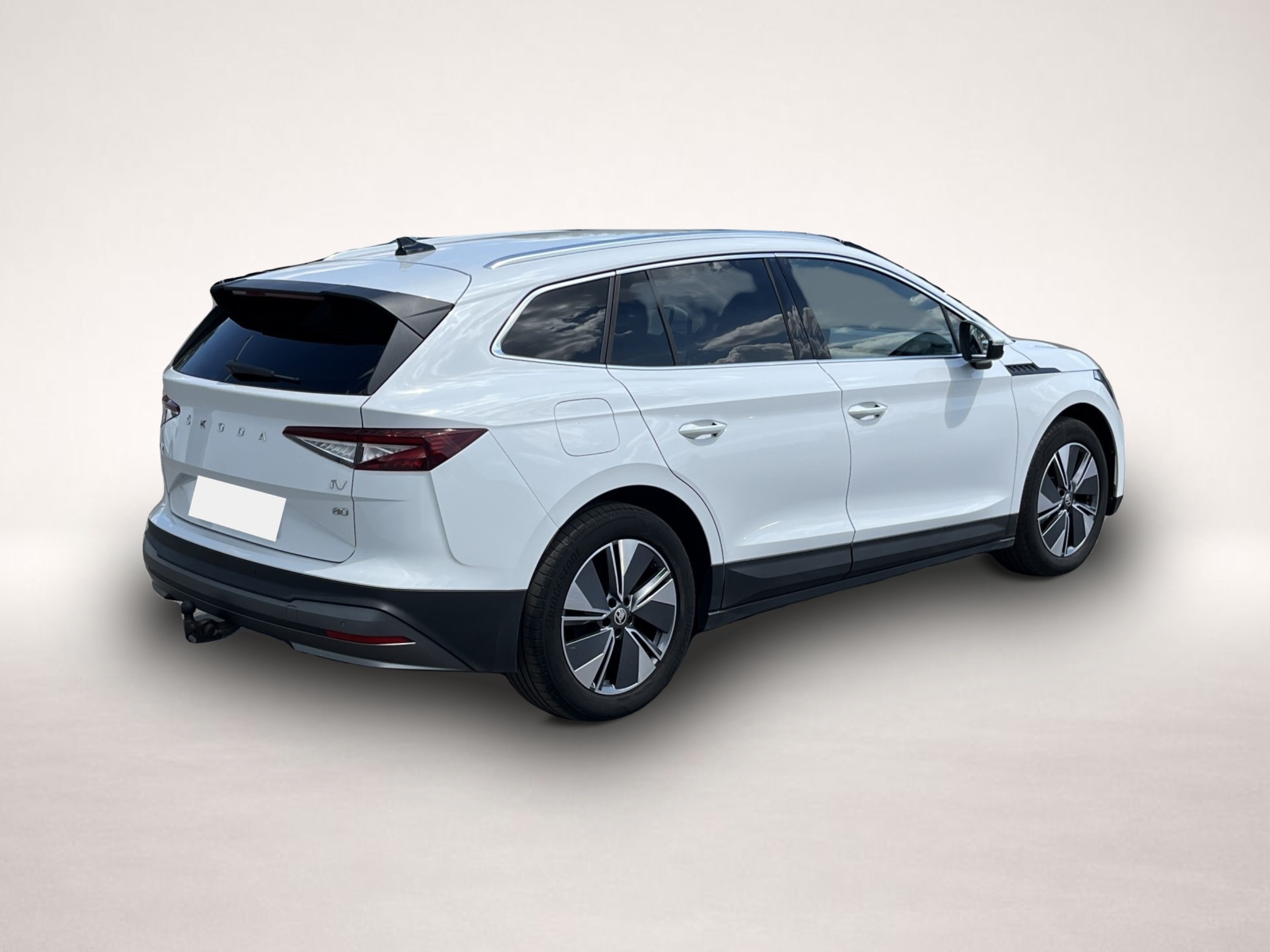 Skoda Enyaq (03/2022, ELECTRIC)