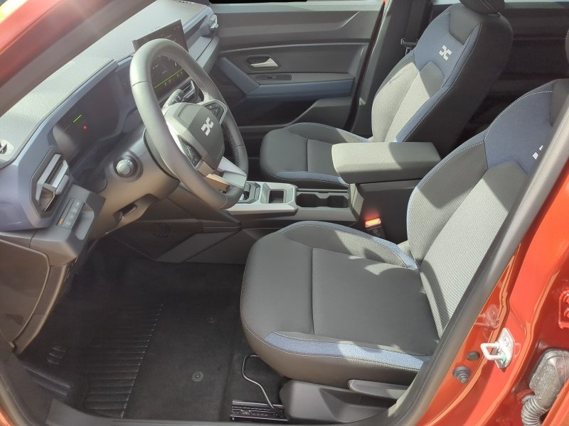 Dacia Bigster (02/2026, Hybrid (Benzin/Elektro))