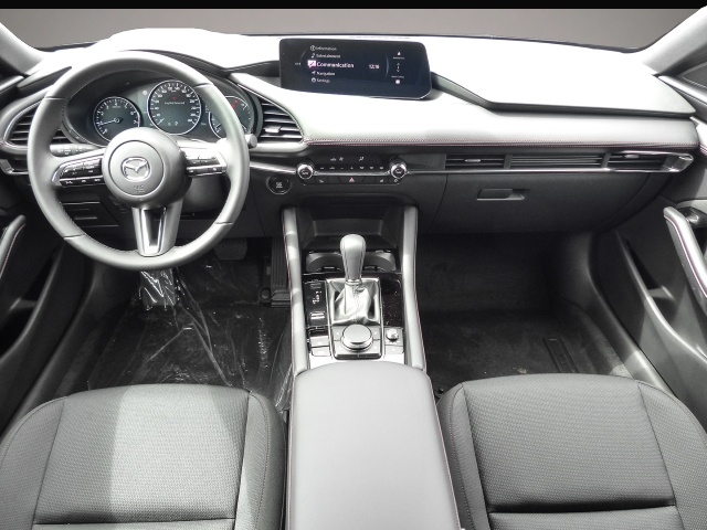 Mazda 3 (05/2026, Benzin)