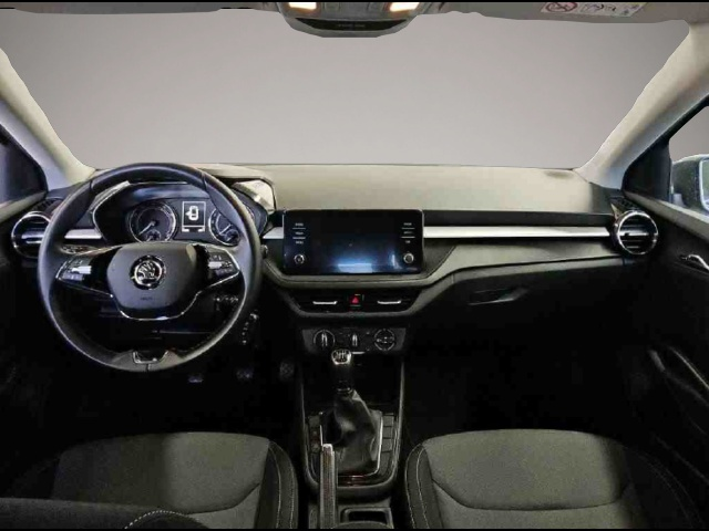 Skoda Fabia (04/2022, Benzin)