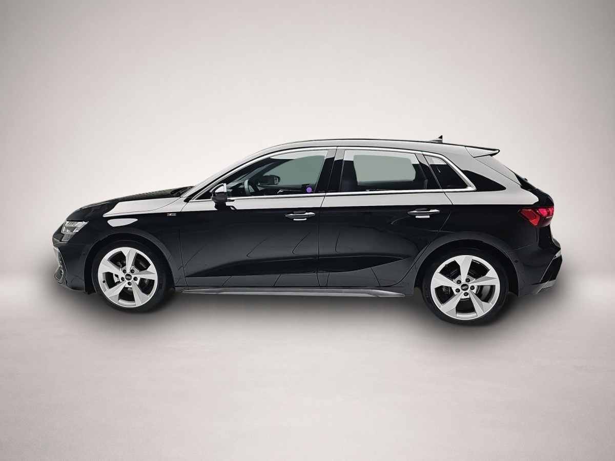 Audi A3 (09/2025, Benzin)