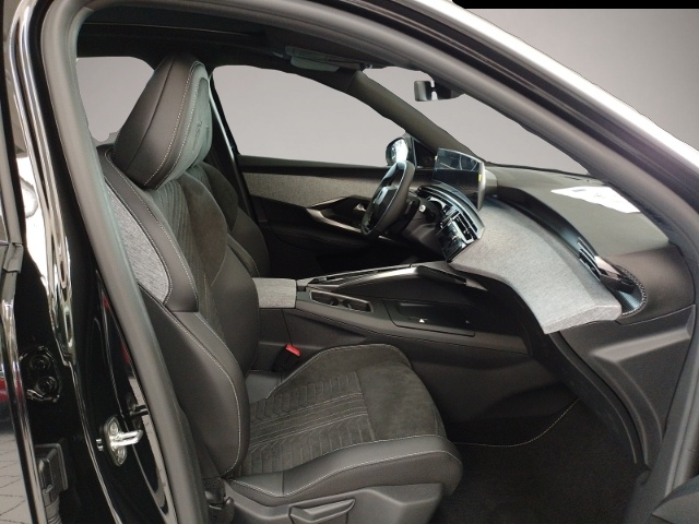 Peugeot 3008 (05/2025, Benzin)