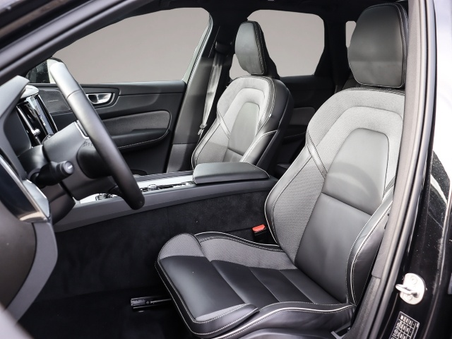 Volvo XC60 (02/2024, Hybrid (Benzin/Elektro))