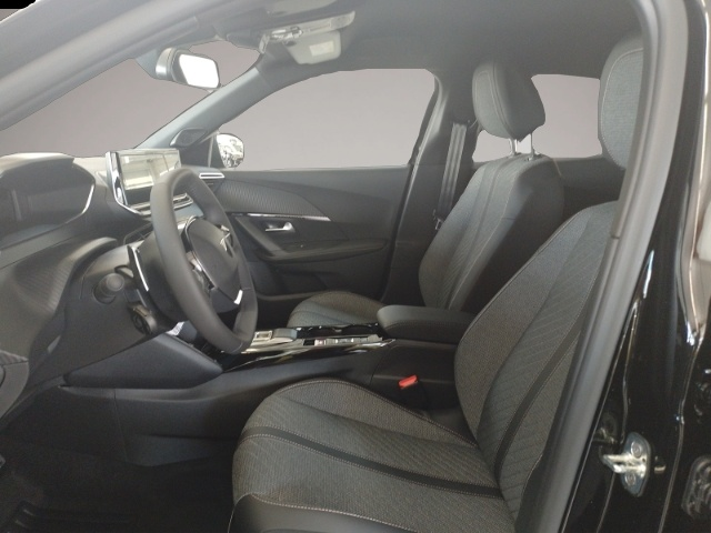 Peugeot 2008 (, Benzin)