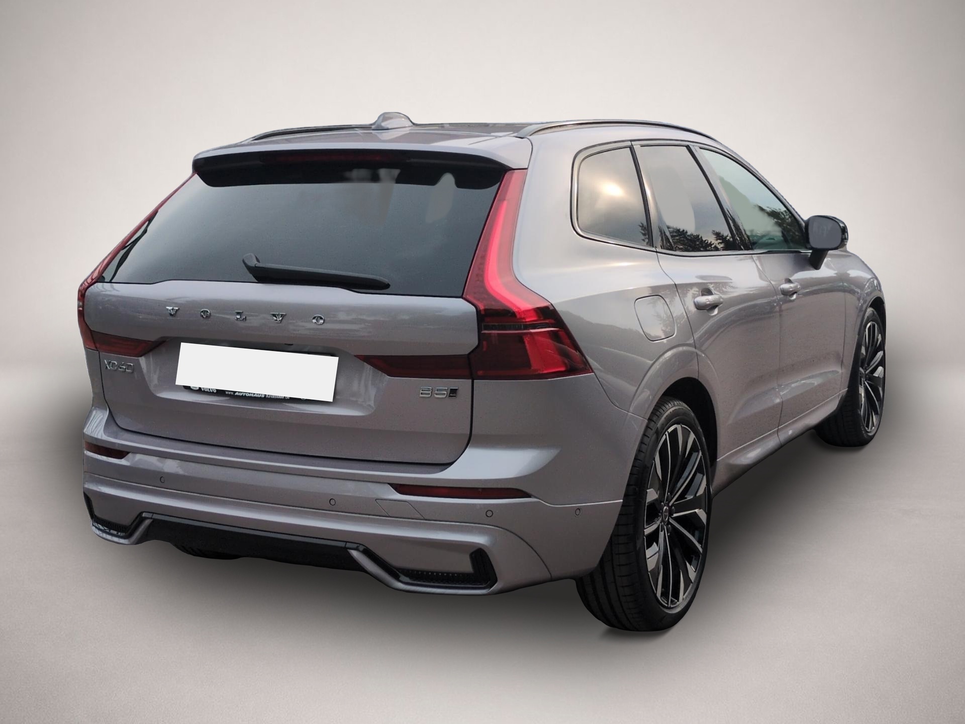 Volvo XC60 (11/2025, Benzin)