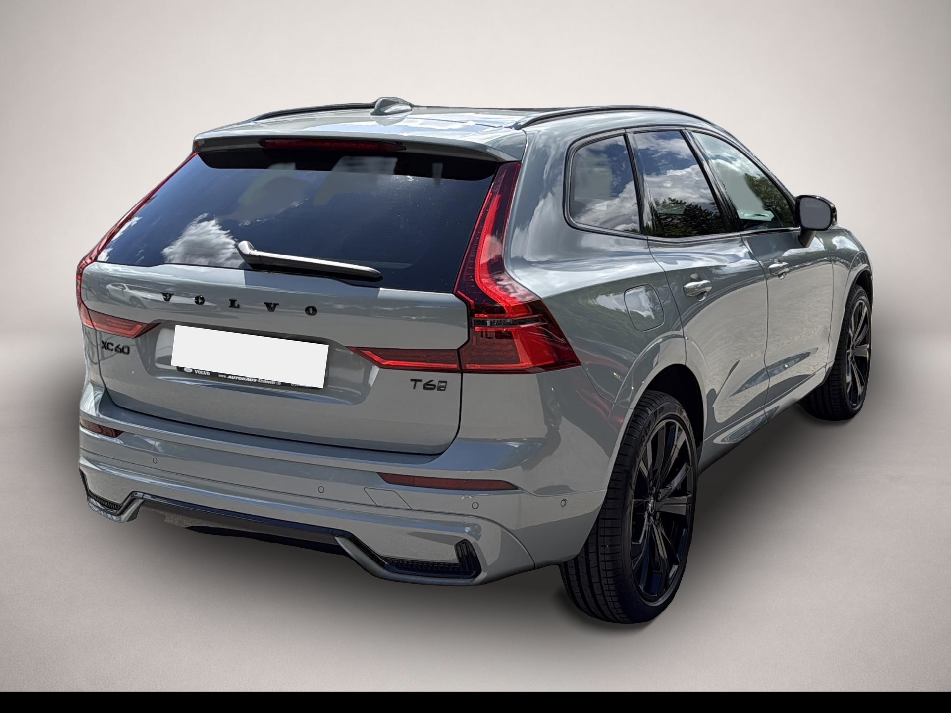Volvo XC60 (09/2025, Hybrid (Benzin/Elektro))
