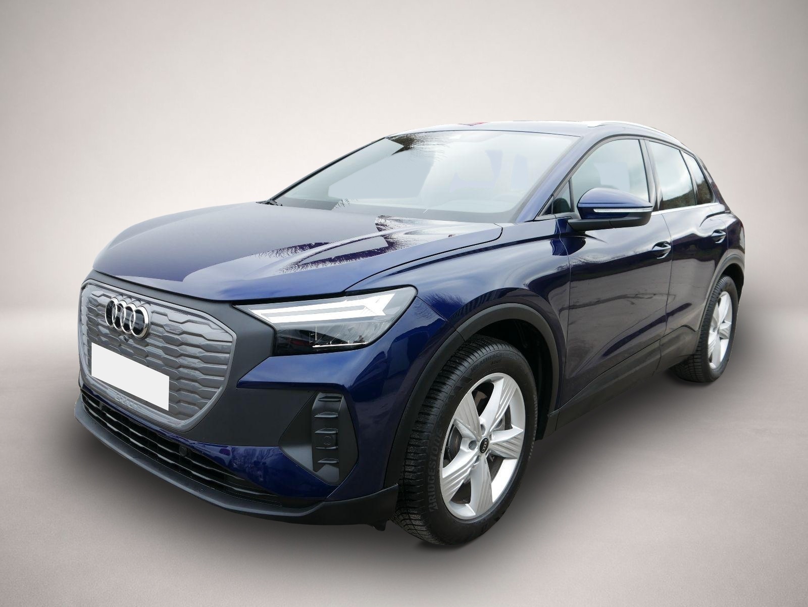 Audi Q4 (05/2023, ELECTRIC)