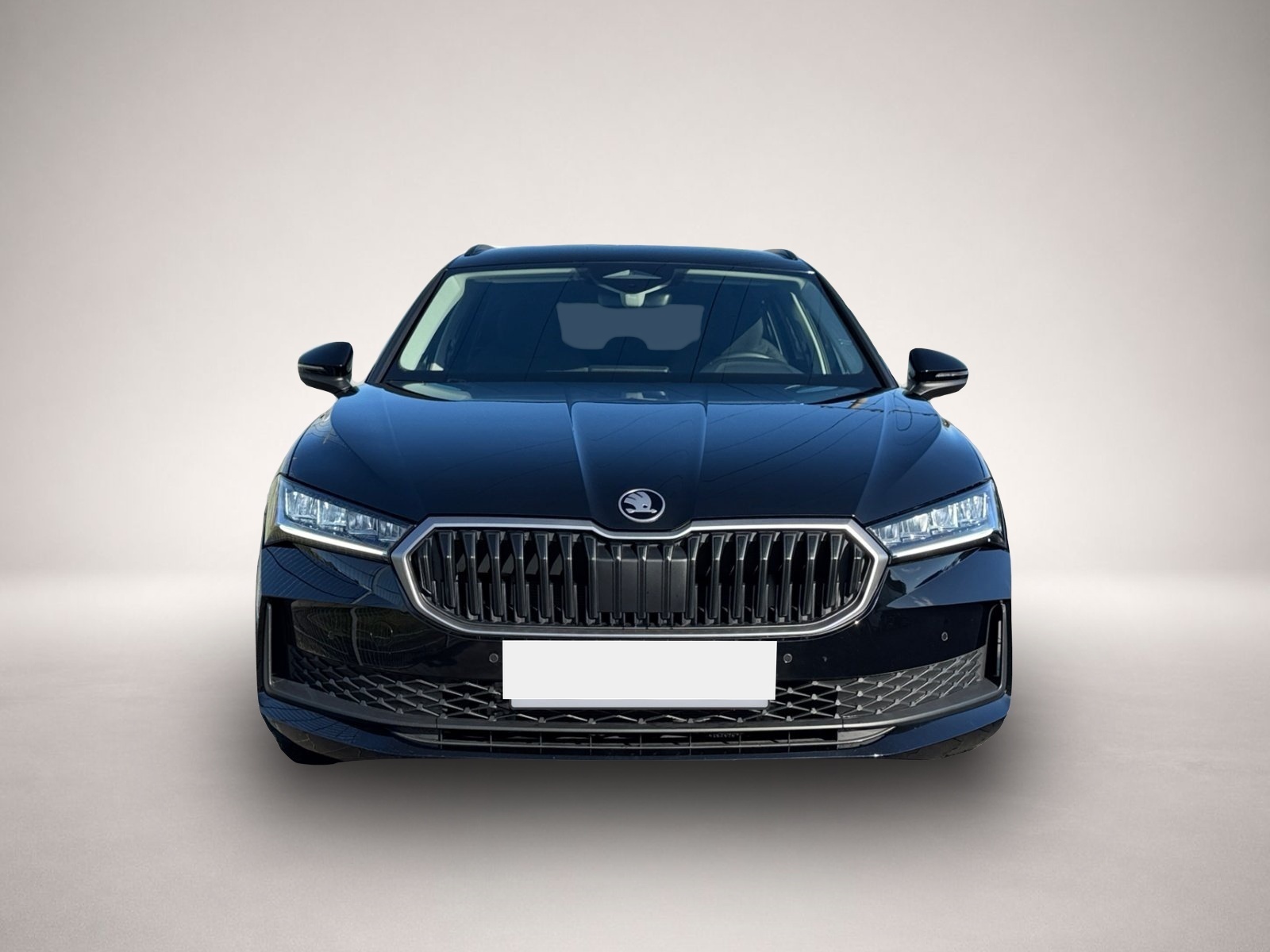 Skoda Superb (01/2025, Benzin)