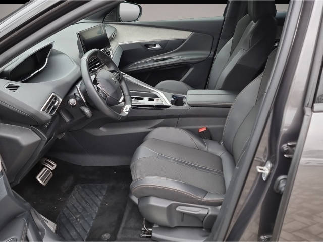 Peugeot 3008 (01/2024, Benzin)