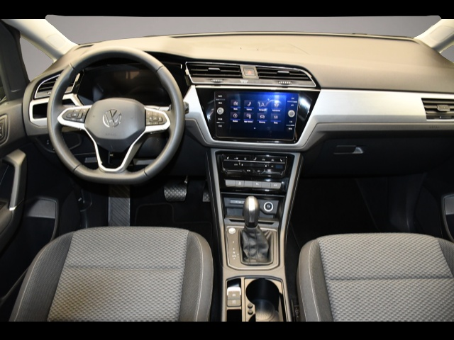 Volkswagen Touran (12/2025, Benzin)