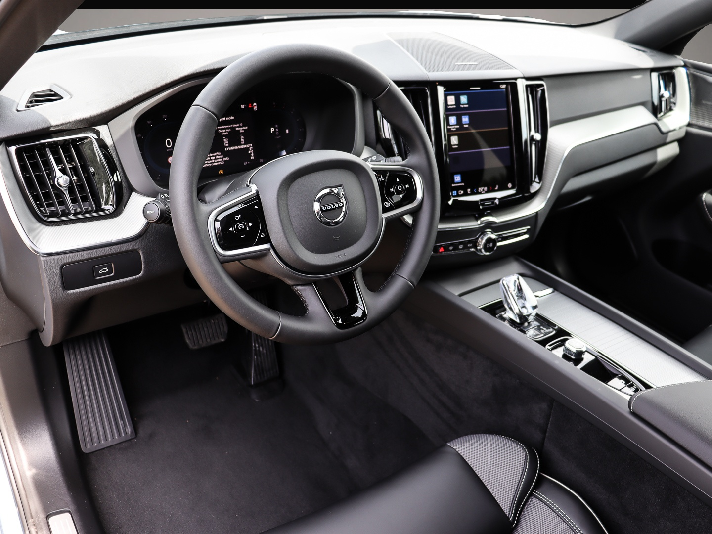 Volvo XC60 (12/2024, Benzin)