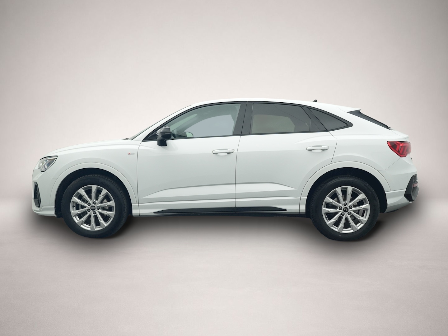 Audi Q3 (12/2024, Diesel)