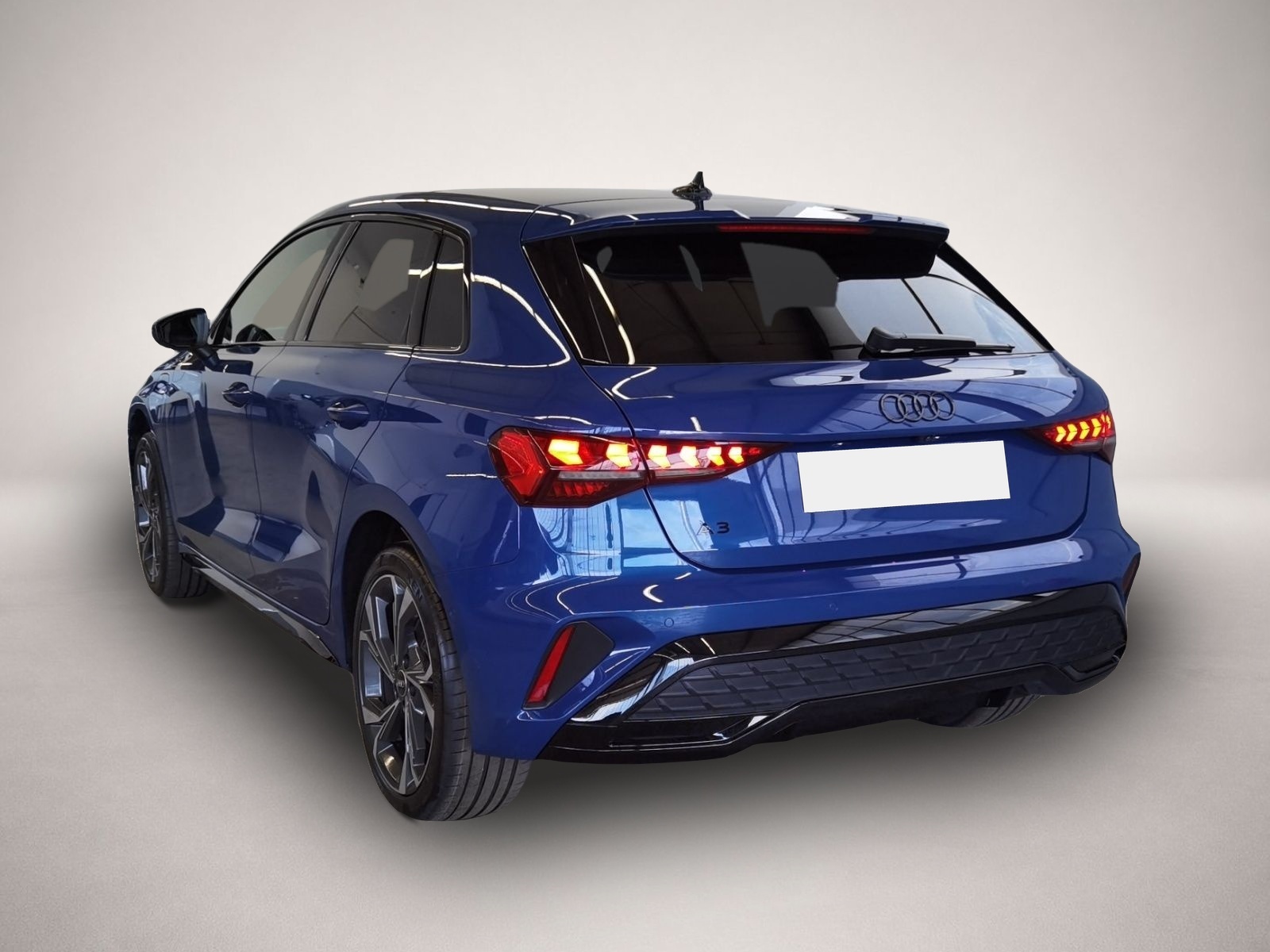 Audi A3 (08/2025, Hybrid (Benzin/Elektro))