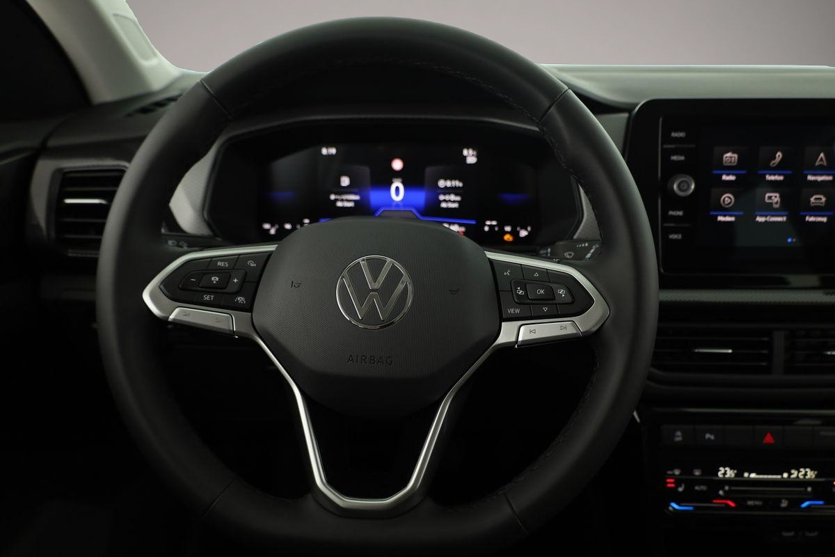 Volkswagen T-Cross (04/2026, Benzin)