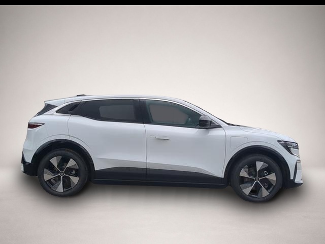 Renault Megane E-TECH (07/2026, ELECTRIC)