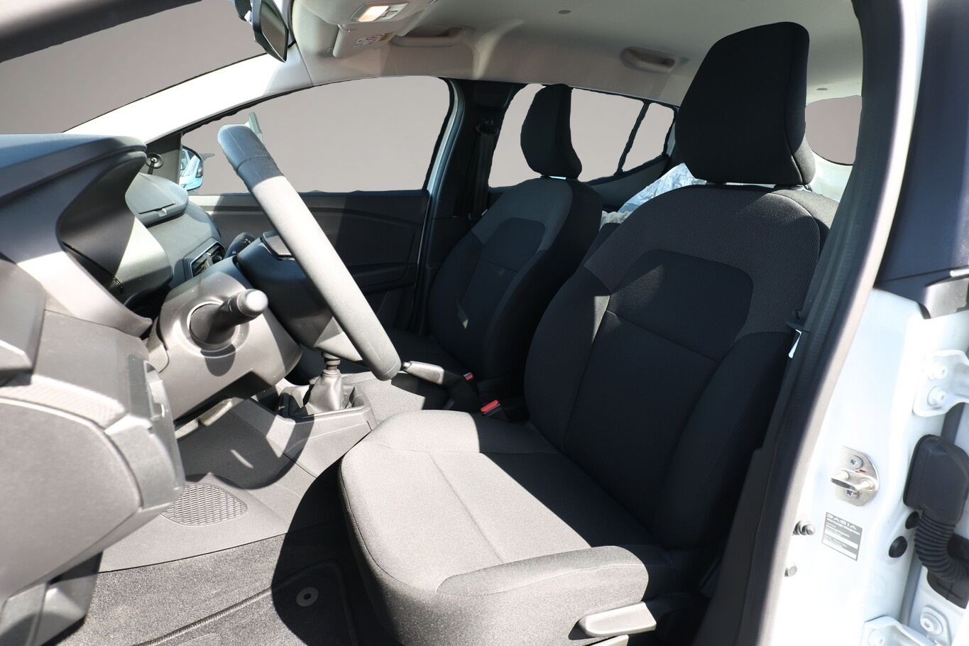 Dacia Sandero (06/2023, Benzin)