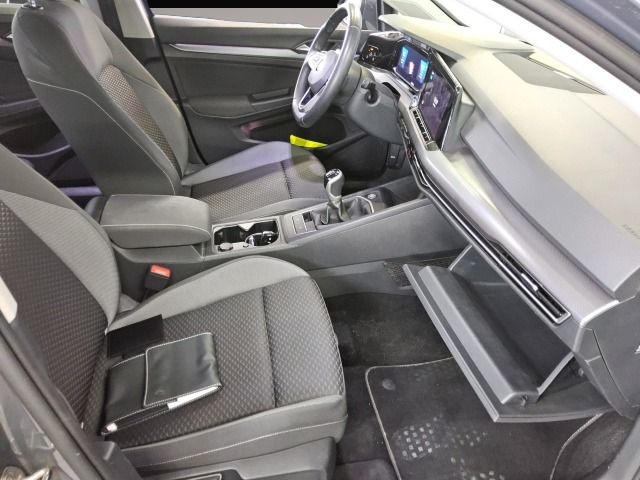 Volkswagen Golf (06/2022, )