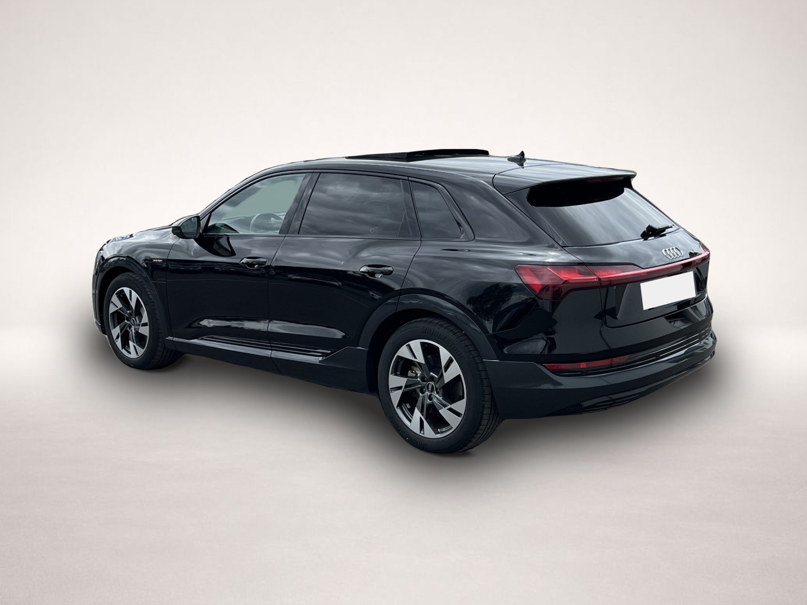 Audi e-tron (11/2022, ELECTRIC)