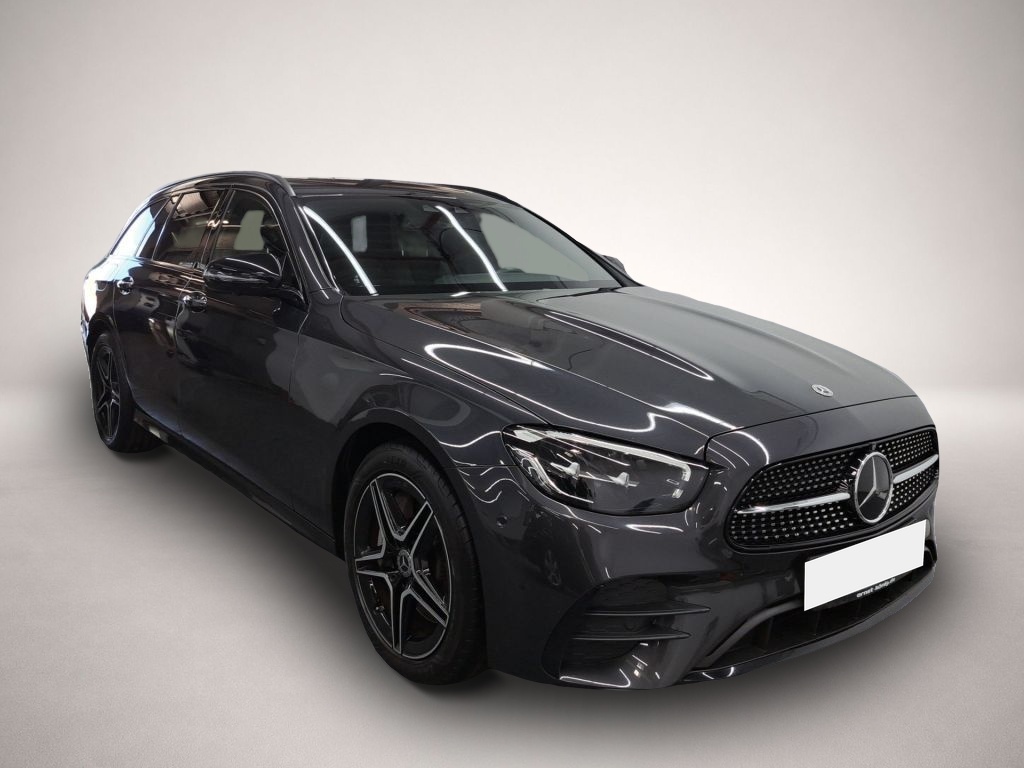Mercedes-Benz E 300 (03/2023, )