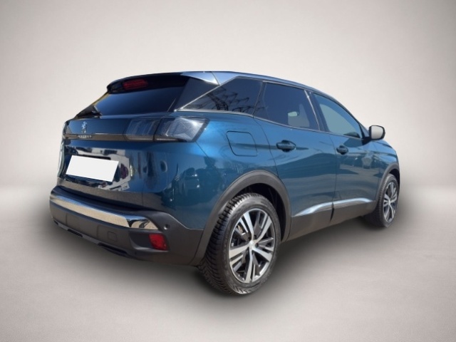 Peugeot 3008 (12/2023, Benzin)