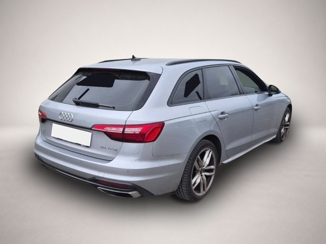 Audi A4 (05/2021, Benzin)