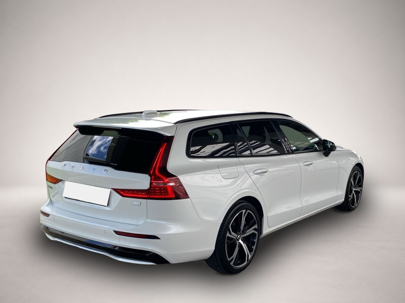 Volvo V60 (05/2023, )
