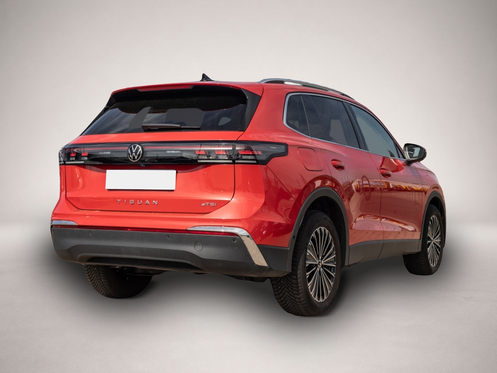 Volkswagen Tiguan (08/2024, Benzin)