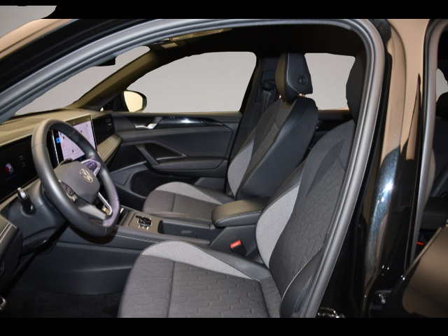 Volkswagen Tiguan (01/2025, )