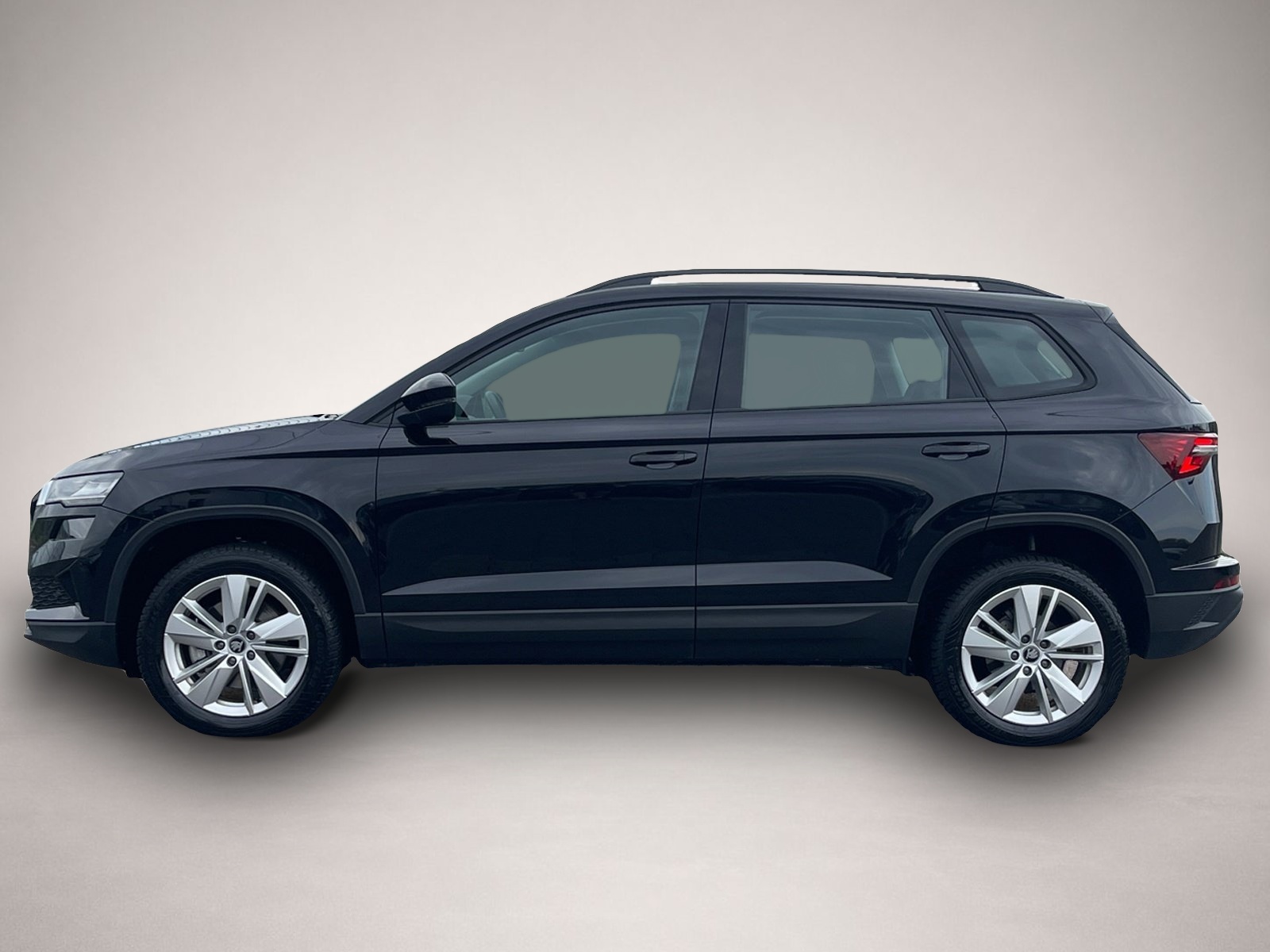 Skoda Karoq (12/2025, Benzin)