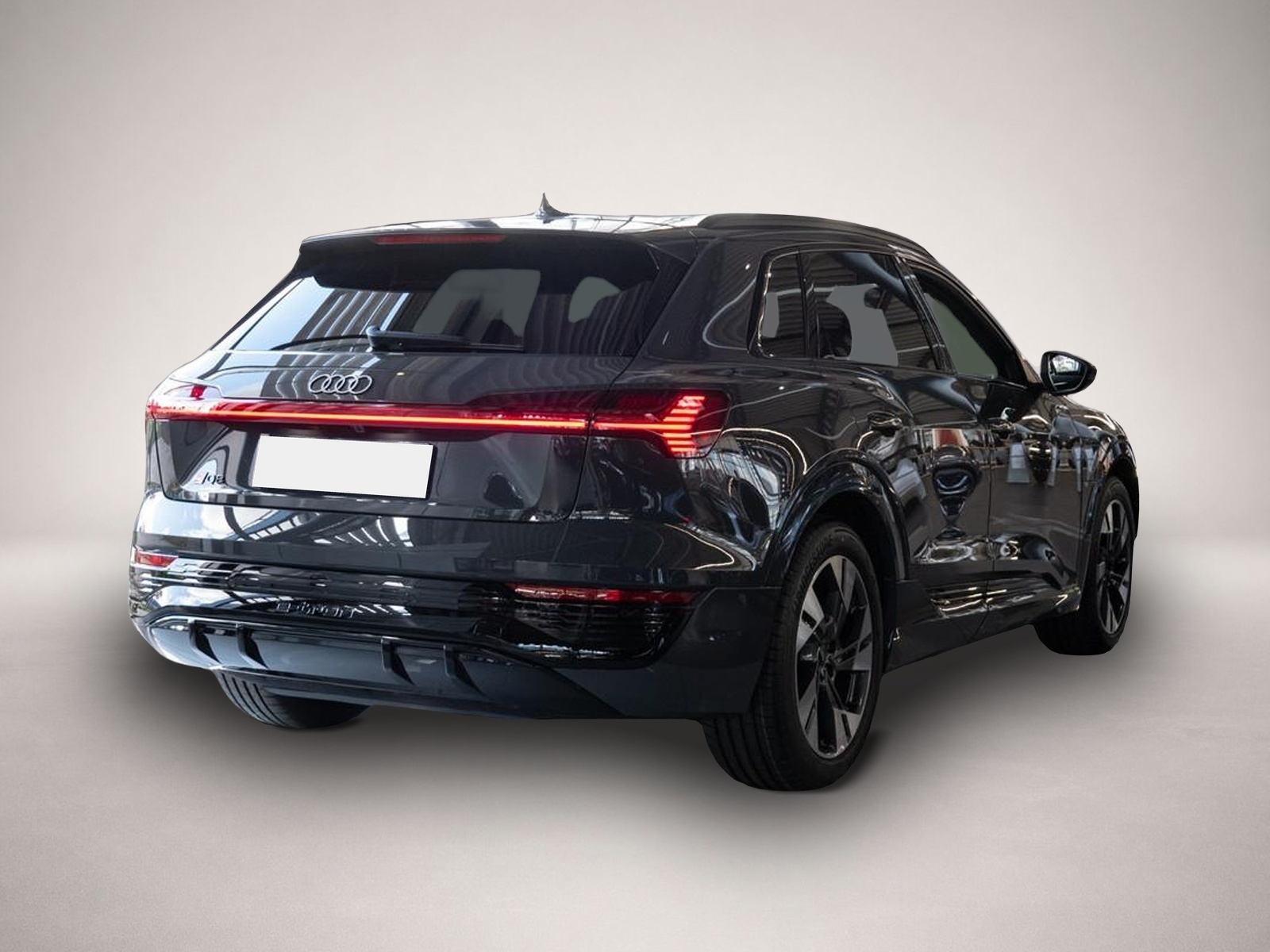 Audi Q8 e-tron (02/2025, ELECTRIC)