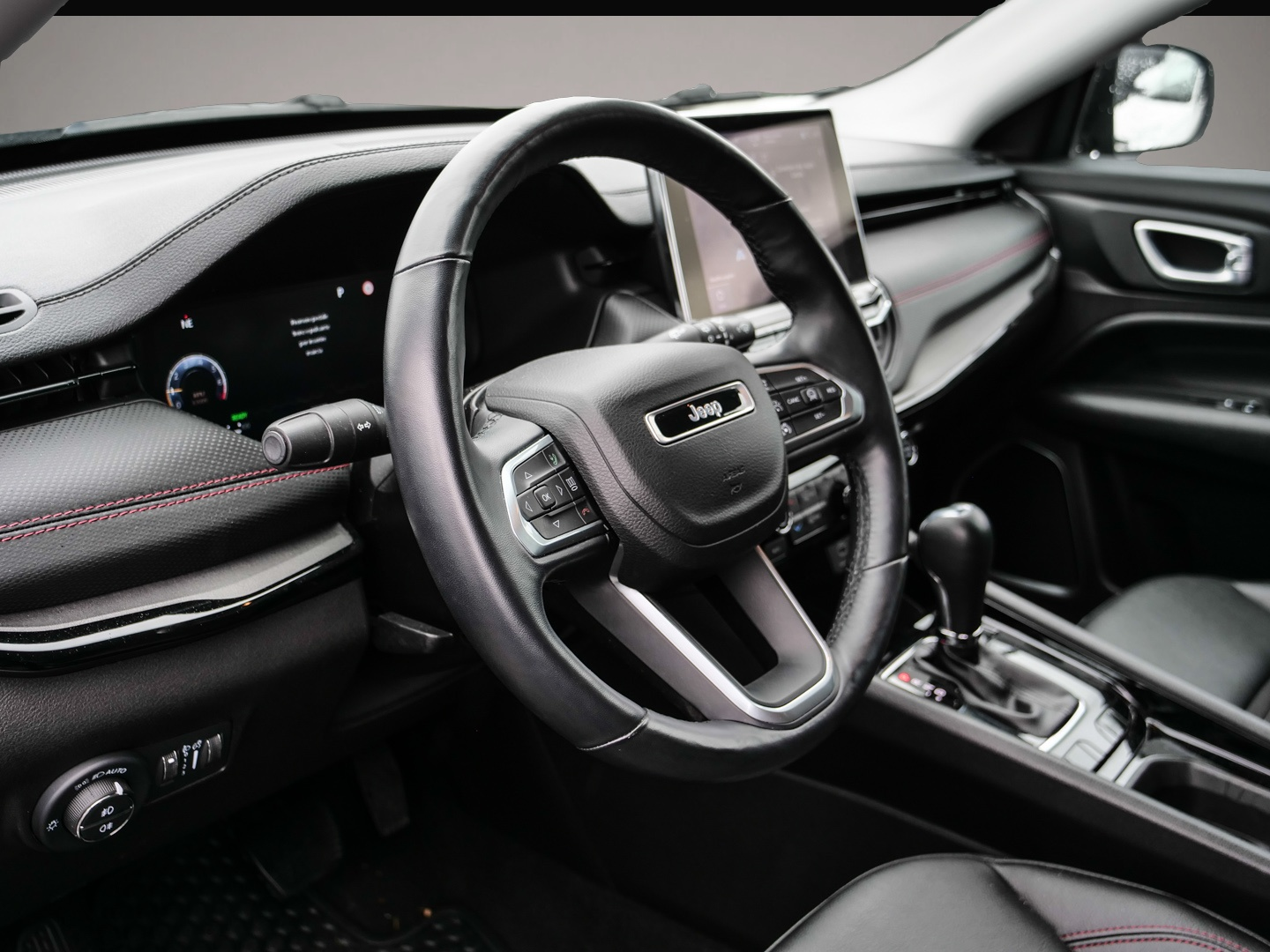 Jeep Compass (04/2024, Benzin)