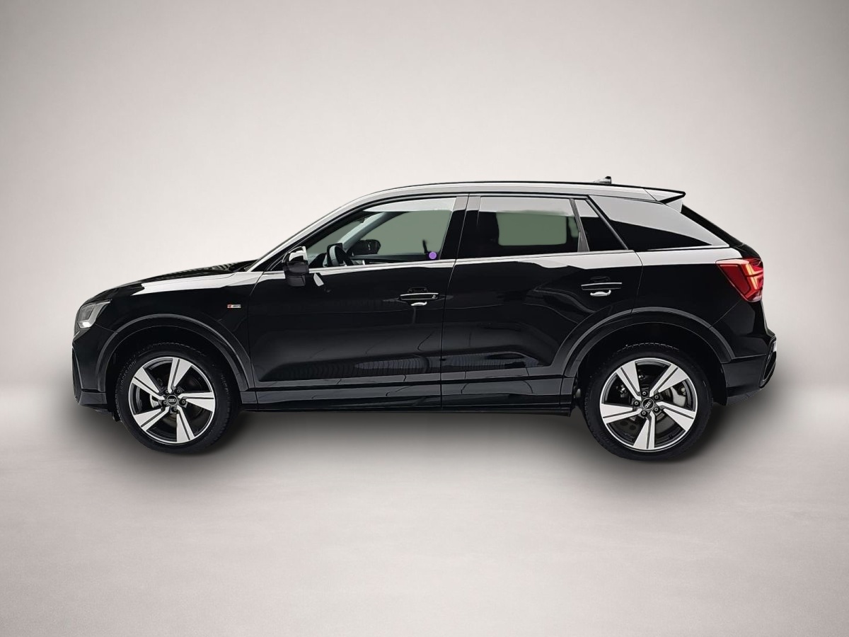Audi Q2 (10/2025, Benzin)
