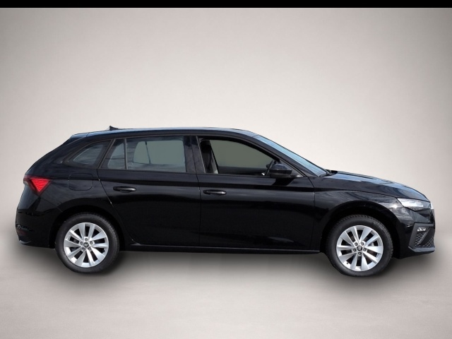 Skoda Scala (09/2025, Benzin)