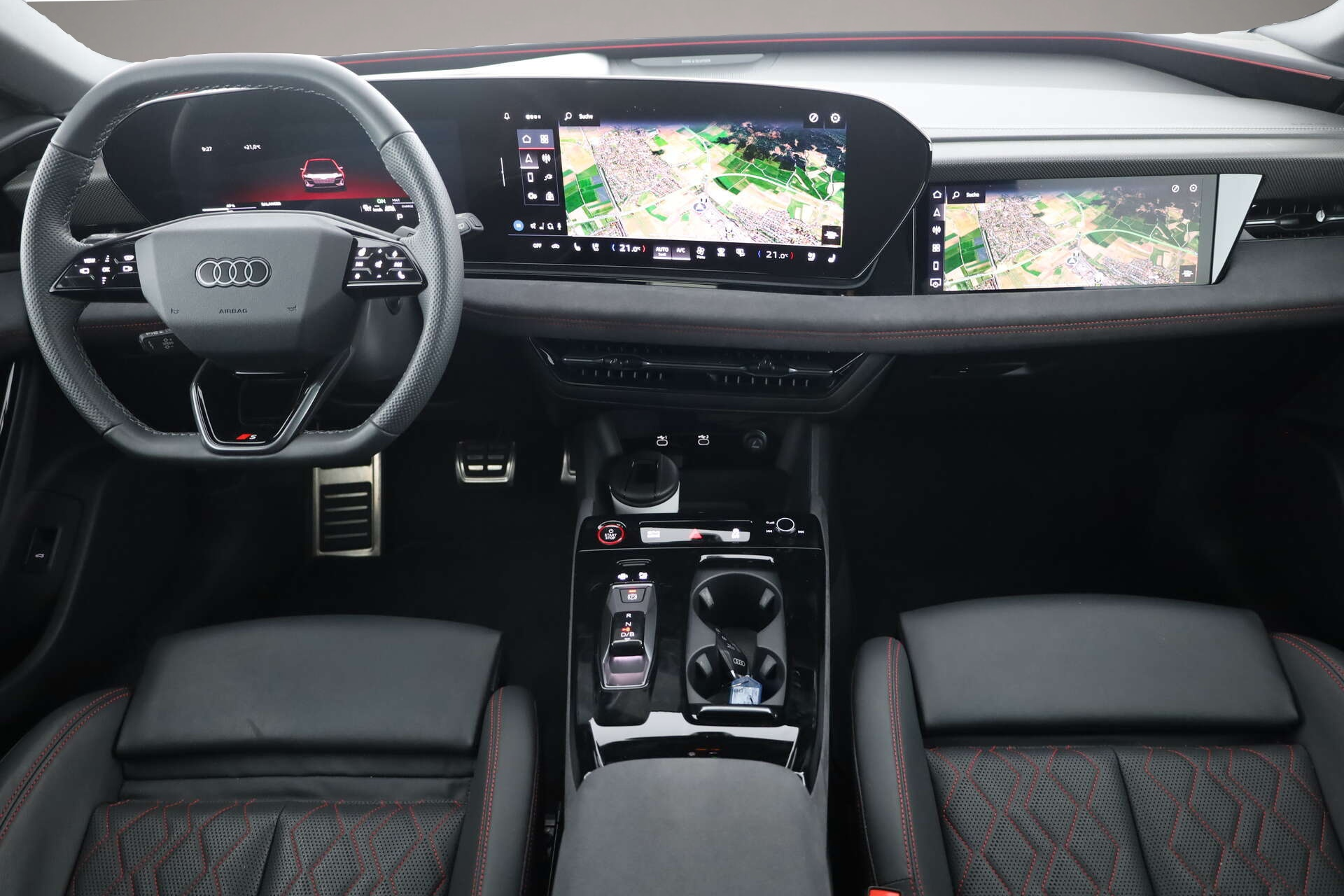 Audi e-tron (10/2025, ELECTRIC)