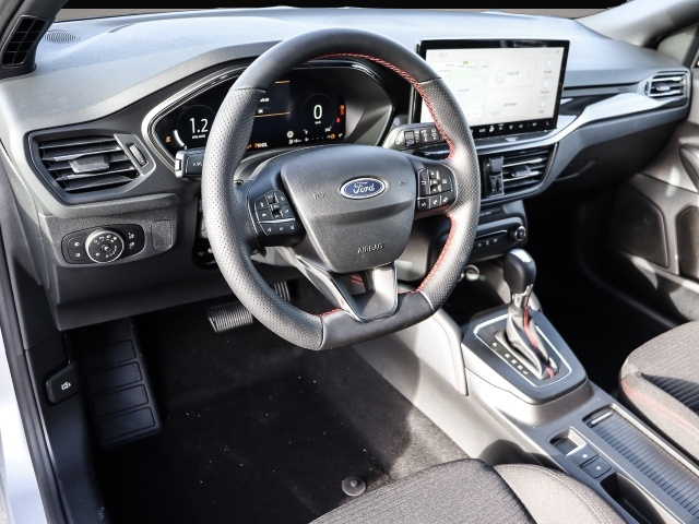 Ford Focus (05/2026, Benzin)