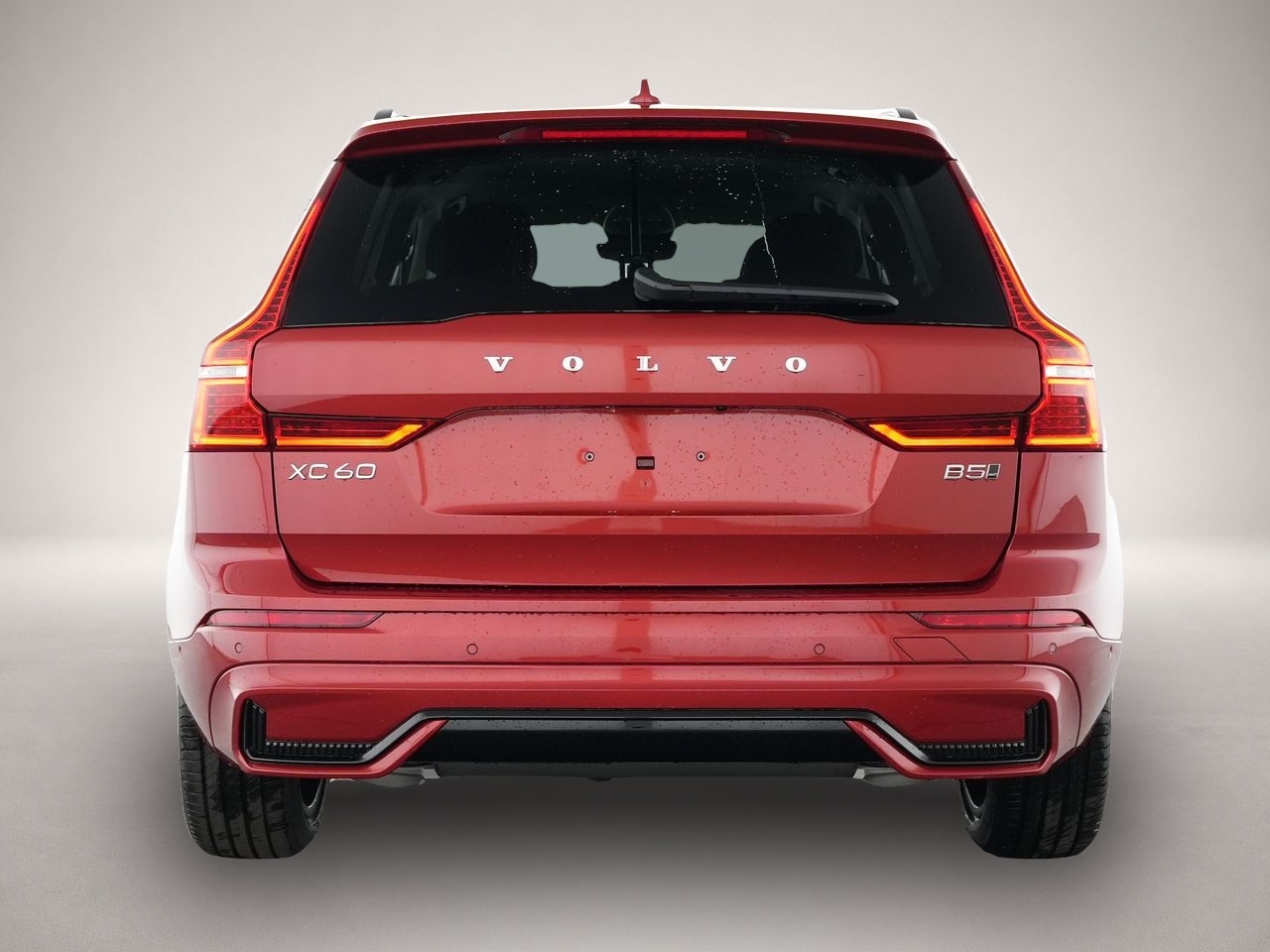 Volvo XC60 (05/2025, Benzin)