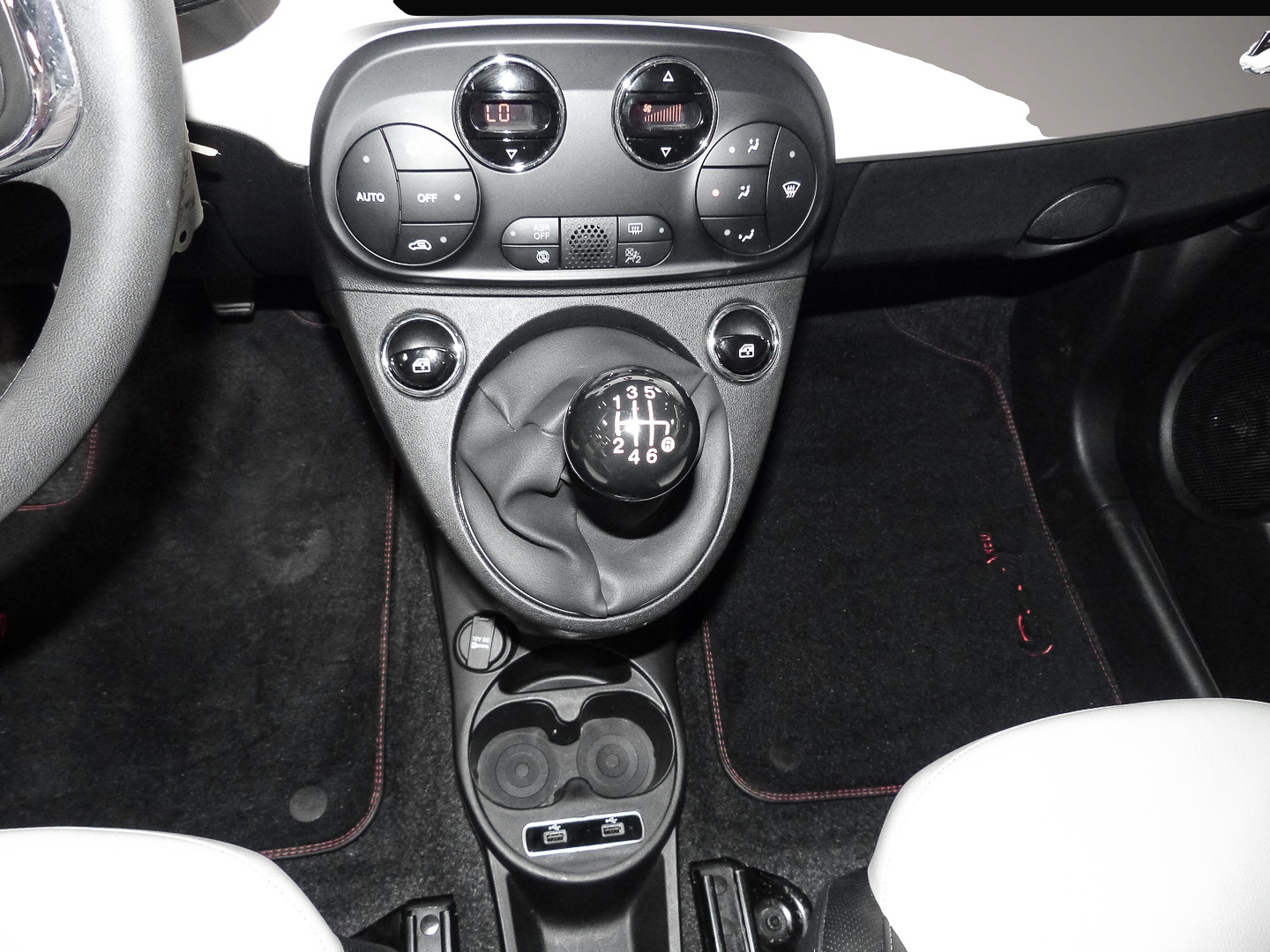 Fiat 500 (05/2023, Benzin)