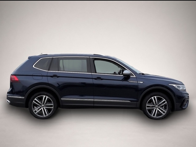 Volkswagen Tiguan Allspace (08/2024, Benzin)