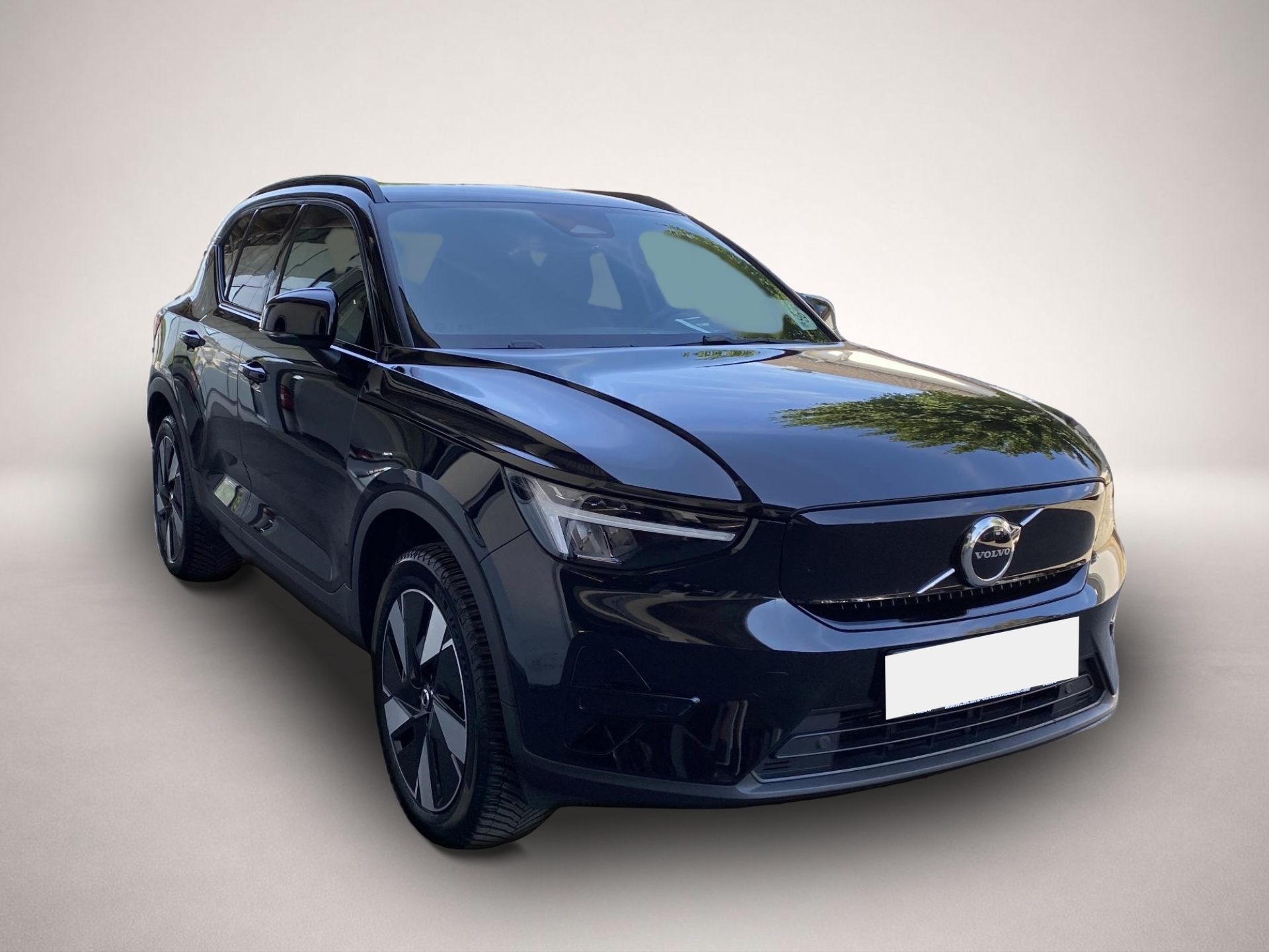 Volvo XC40 (11/2023, ELECTRIC)
