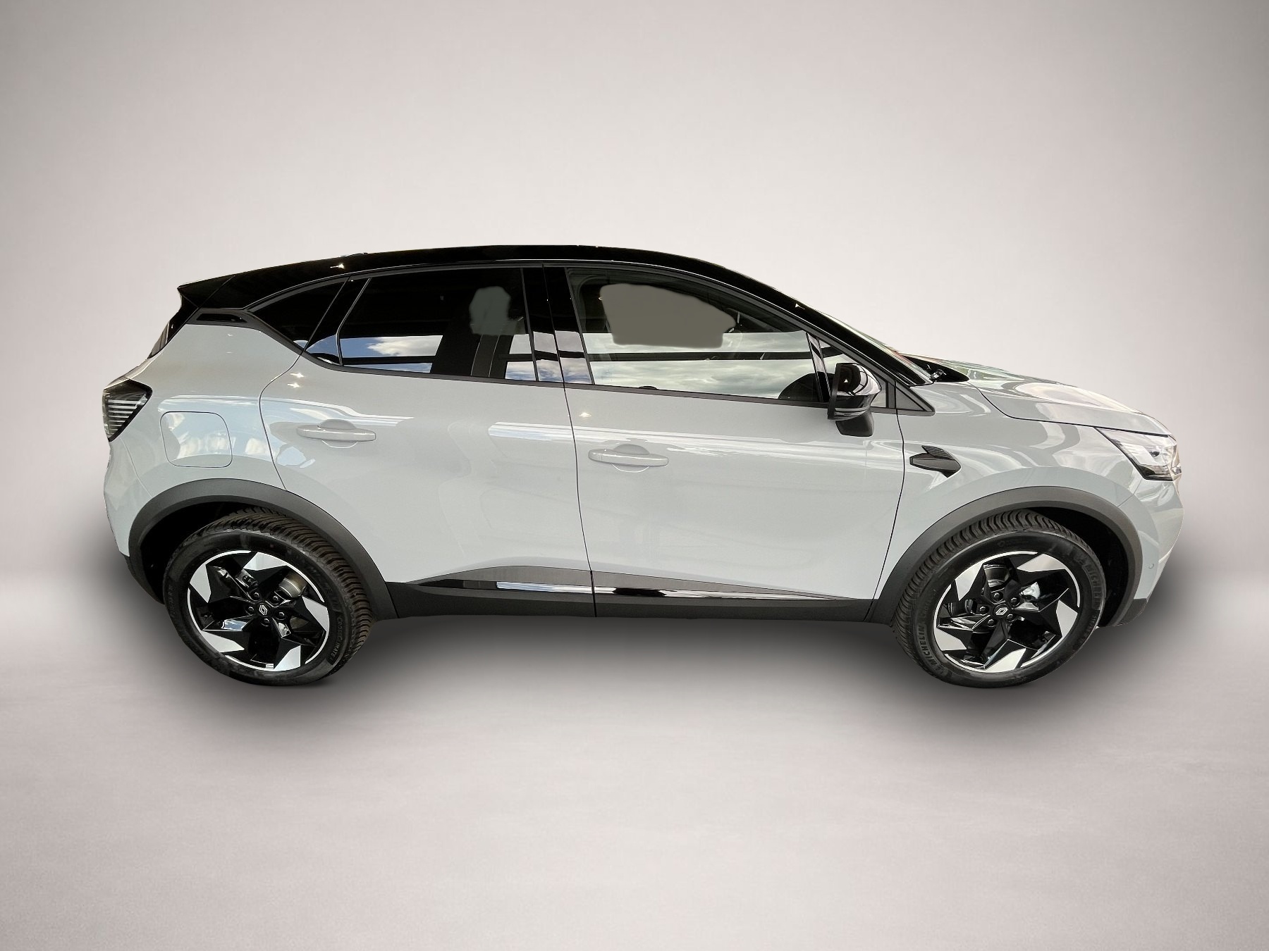 Renault Captur (09/2025, Benzin)