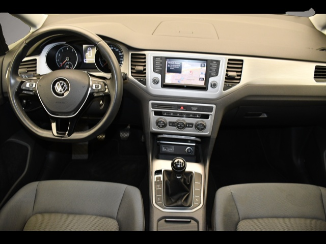 Volkswagen Golf (04/2017, )