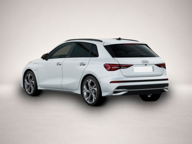 Audi A3 (11/2025, Hybrid (Benzin/Elektro))