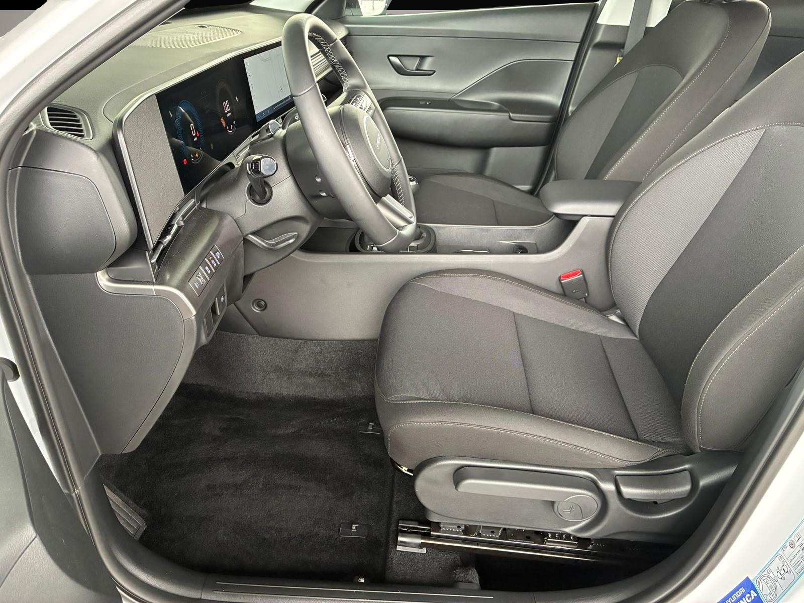 Hyundai KONA (10/2025, Benzin)