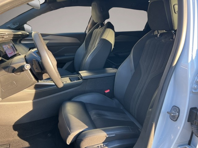 Peugeot 308 (02/2024, Benzin)