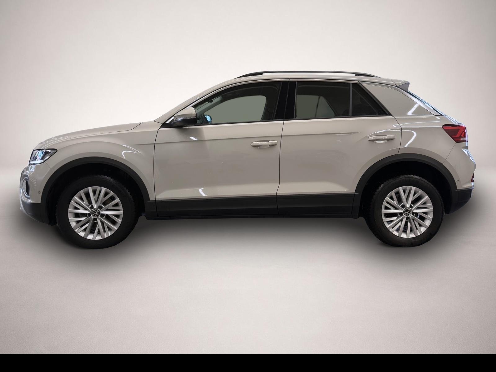 Volkswagen T-Roc (07/2025, Benzin)