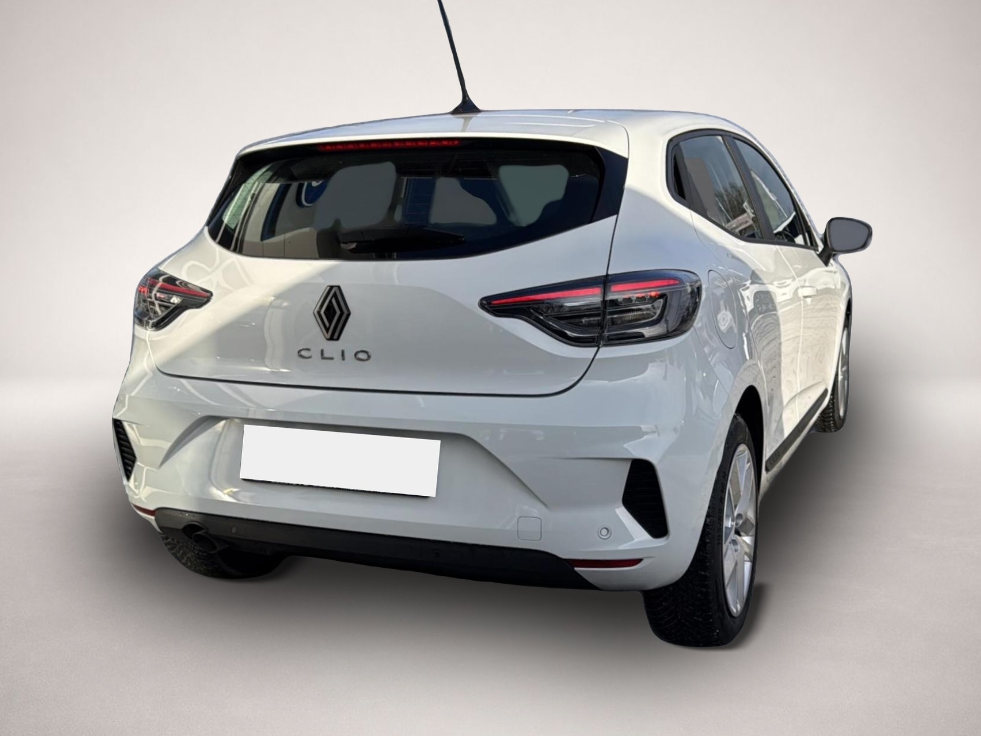 Renault Clio (06/2024, Benzin)
