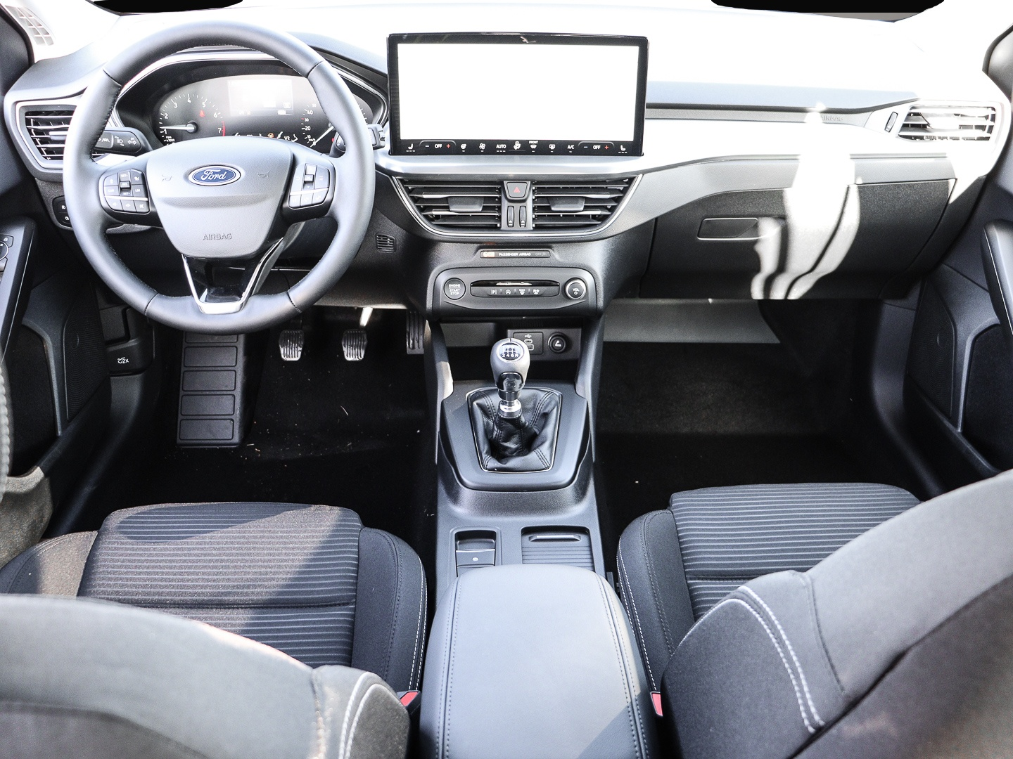 Ford Focus (03/2026, Benzin)