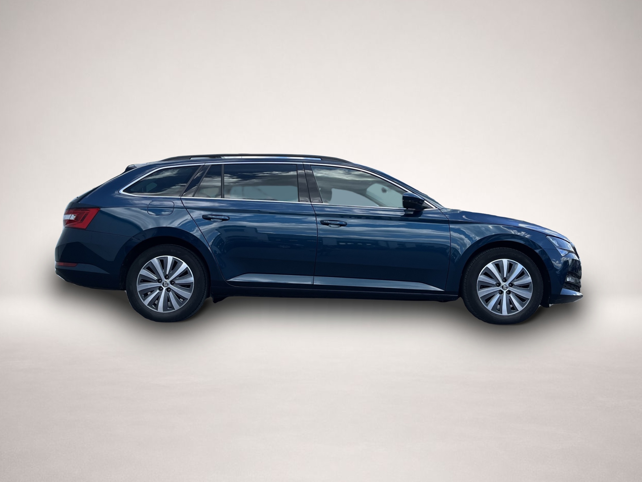 Skoda Superb (08/2022, Diesel)