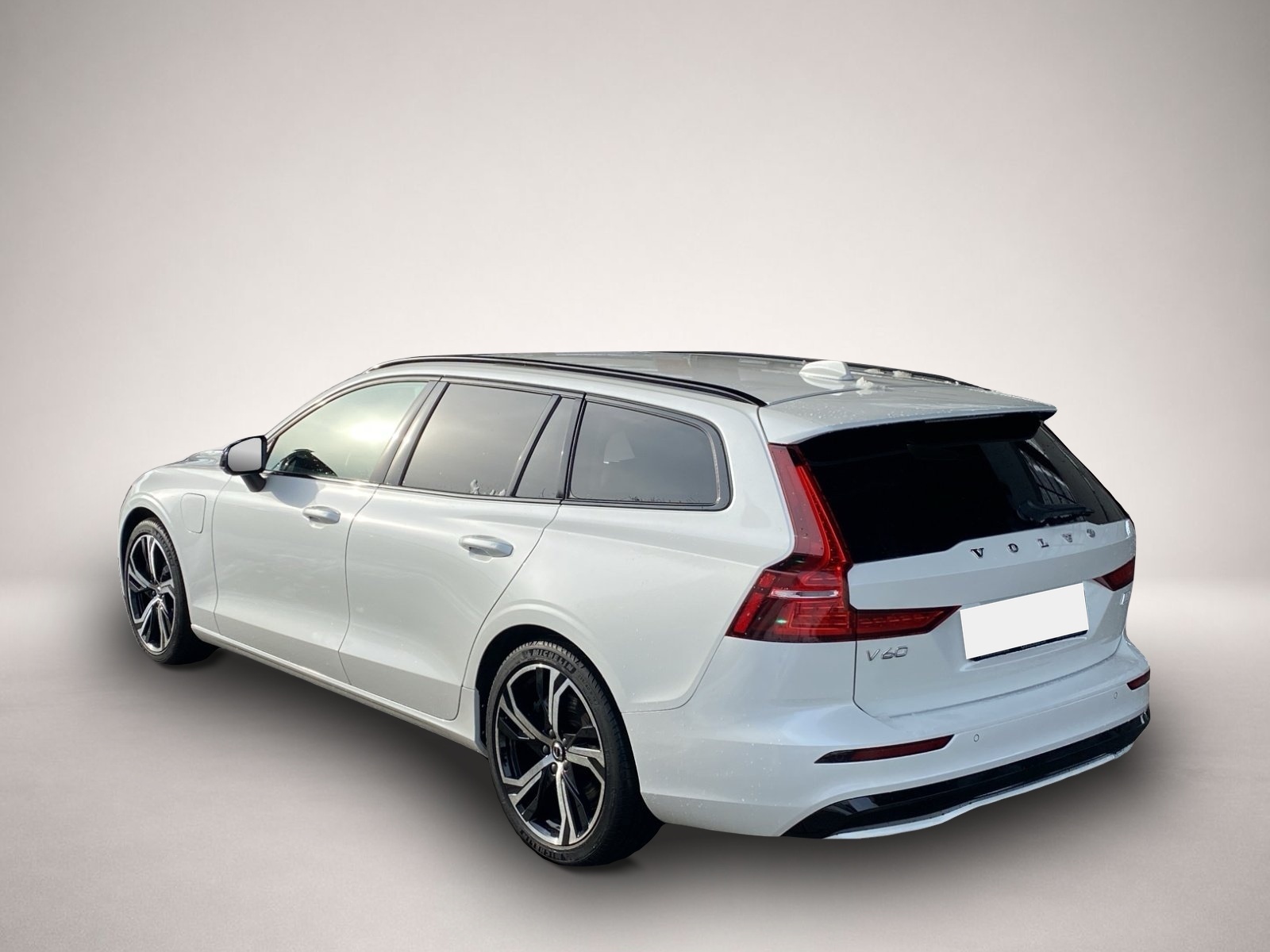 Volvo V60 (11/2022, )